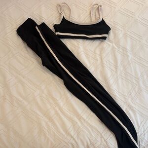 PacSun Black and White Leggings Set